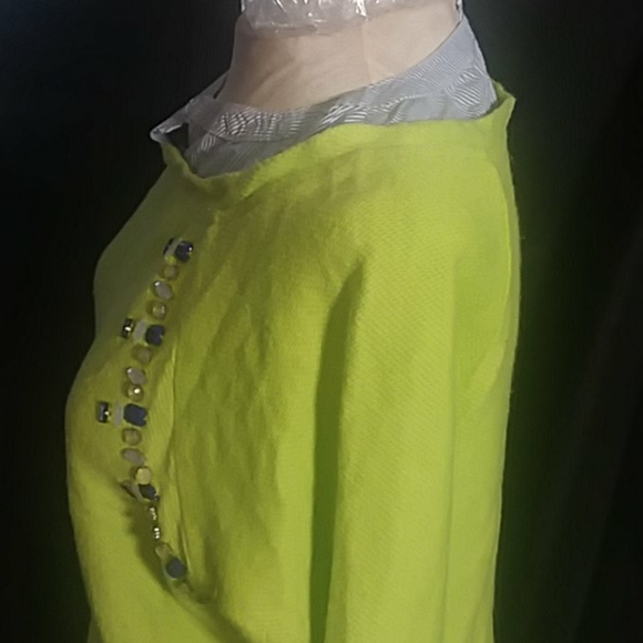 Top - Picture 4 of 8